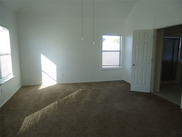 4707 Shadow Crest Drive, Arlington, TX 76018