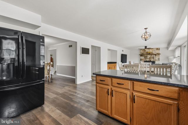 103 VALLEY VIEW CIR, Phoenixville, PA 19460