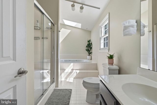103 VALLEY VIEW CIR, Phoenixville, PA 19460