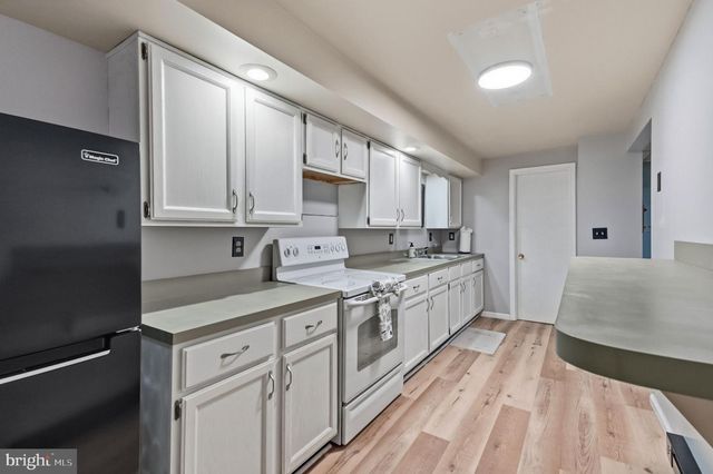 103 VALLEY VIEW CIR, Phoenixville, PA 19460