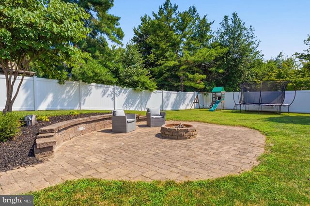 103 VALLEY VIEW CIR, Phoenixville, PA 19460