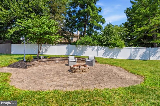 103 VALLEY VIEW CIR, Phoenixville, PA 19460
