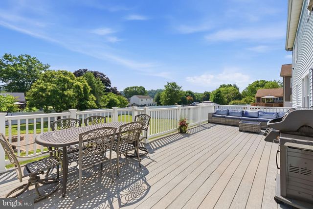 103 VALLEY VIEW CIR, Phoenixville, PA 19460