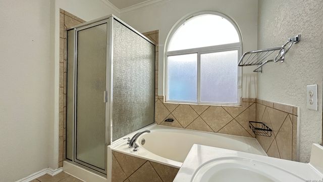 12155 KARNES WAY, San Antonio, TX 78253