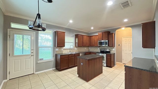 12155 KARNES WAY, San Antonio, TX 78253