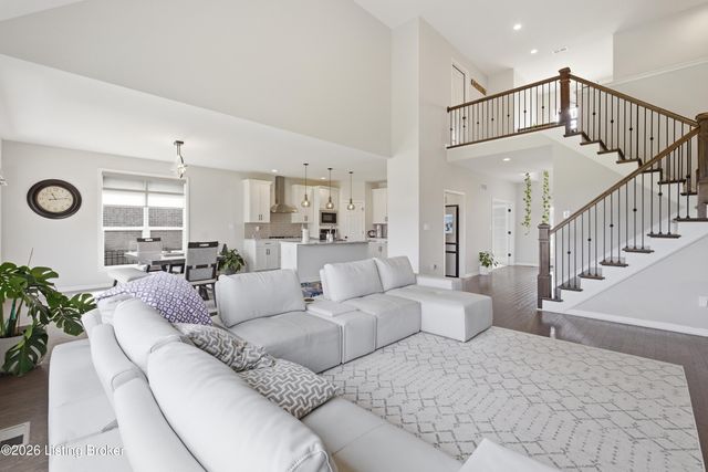 11527 Angel Falls Dr, Prospect, KY 40059