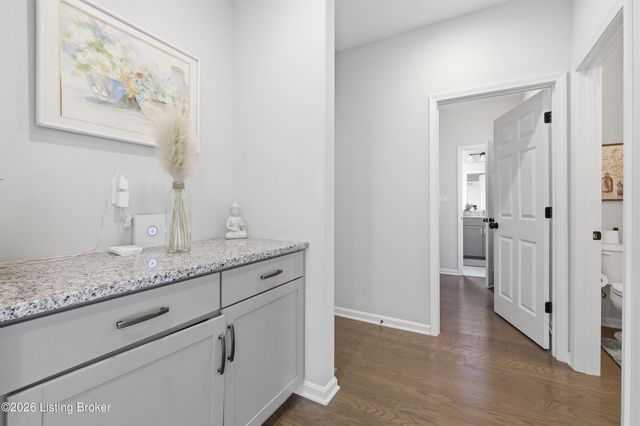 11527 Angel Falls Dr, Prospect, KY 40059