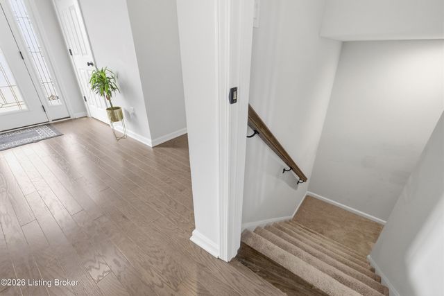 11527 Angel Falls Dr, Prospect, KY 40059