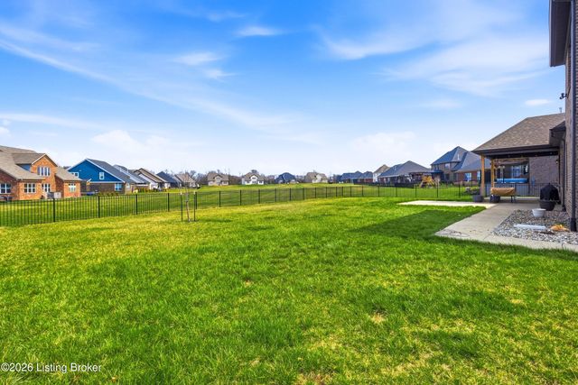 11527 Angel Falls Dr, Prospect, KY 40059