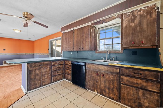 102 Bethlehem Road, Austin, AR 72007