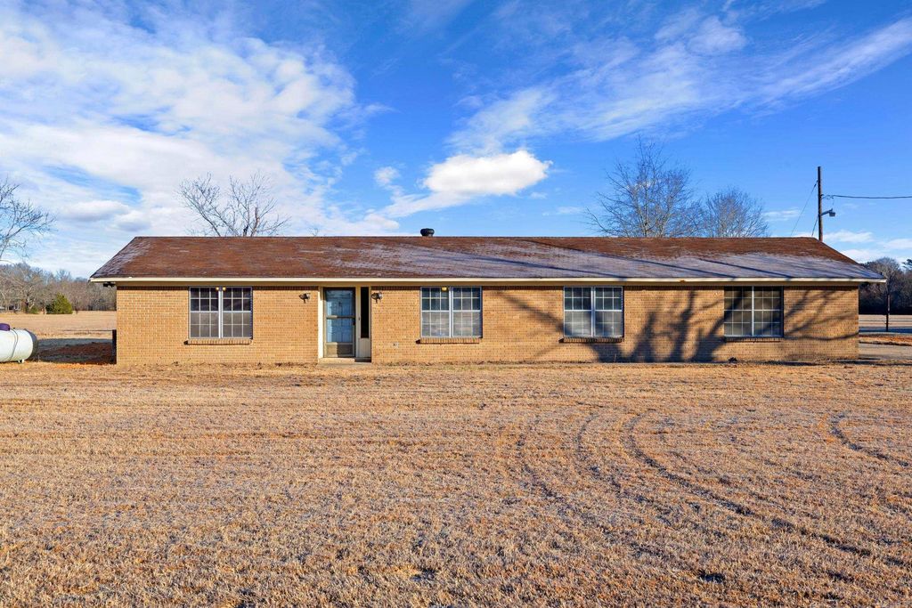102 Bethlehem Road, Austin, AR 72007