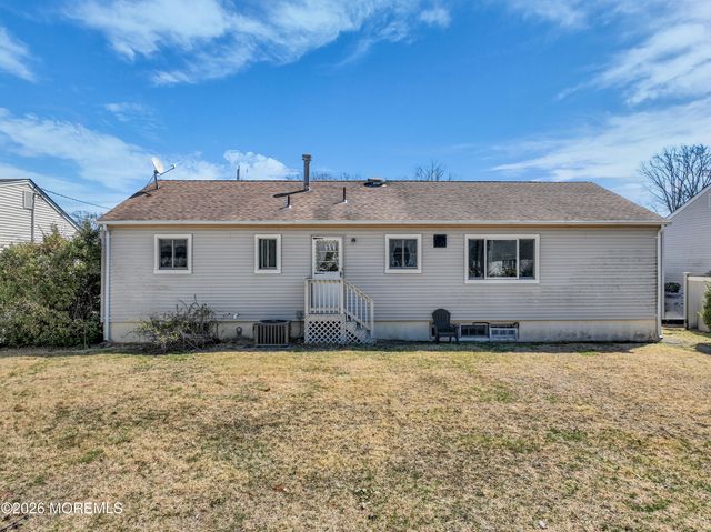 109 Crescent Drive, Brick, NJ 08724