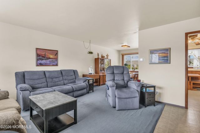 109 Crescent Drive, Brick, NJ 08724