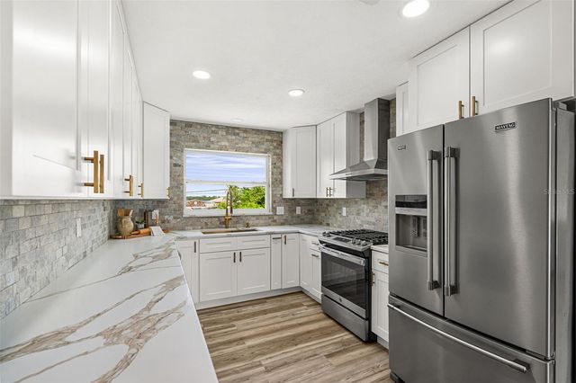 5404 BAY STATE ROAD, Palmetto, FL 34221