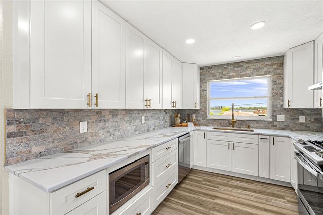 5404 BAY STATE ROAD, Palmetto, FL 34221