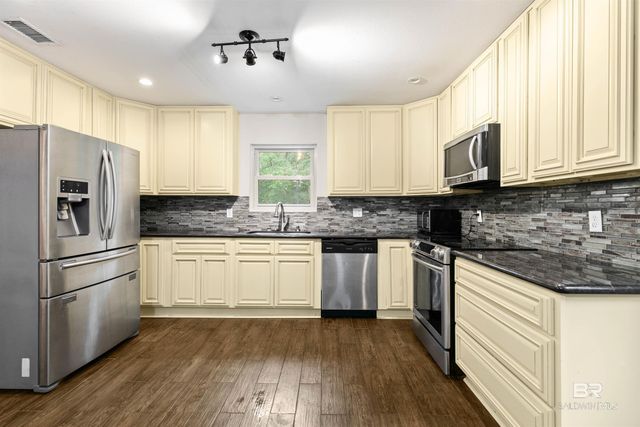 2728 Lost River Road, Mobile, AL 36605
