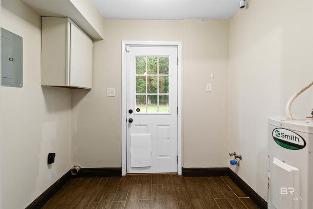 2728 Lost River Road, Mobile, AL 36605