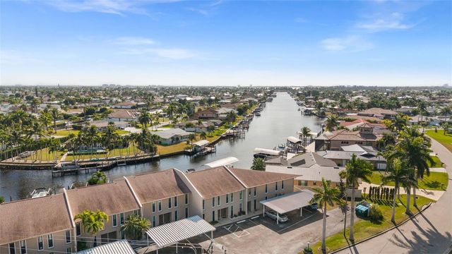 4803 SW SANTA BARBARA COURT 8, Cape Coral, FL 33914