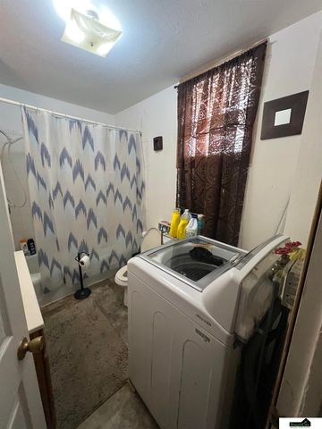 616 S 20th Street, Lincoln, NE 68510