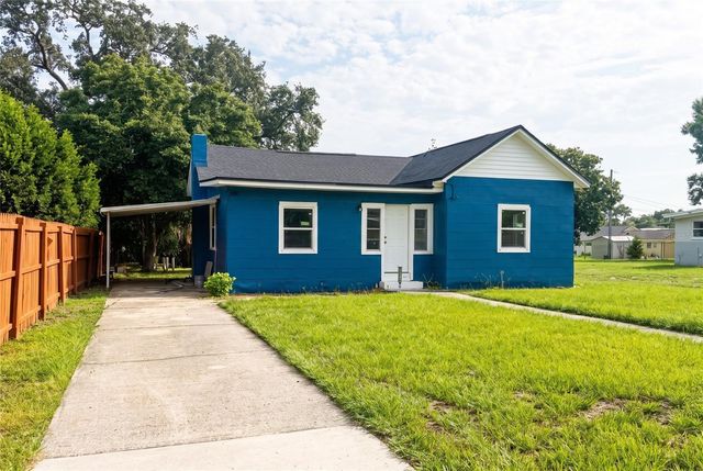 520 E JUANITA ST STREET, Clermont, FL 34711