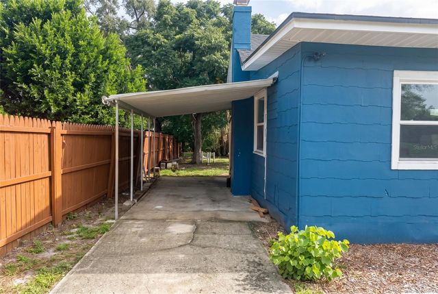 520 E JUANITA ST STREET, Clermont, FL 34711
