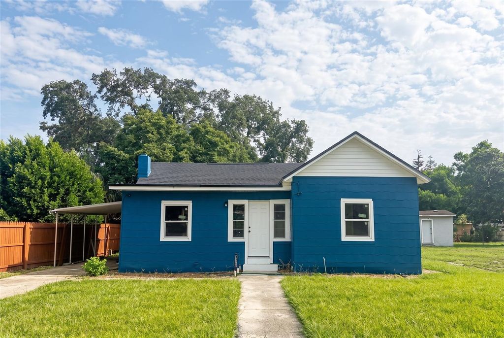 520 E JUANITA ST STREET, Clermont, FL 34711