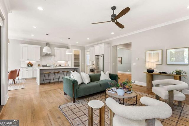 35 McEvoy Lane, Decatur, GA 30030