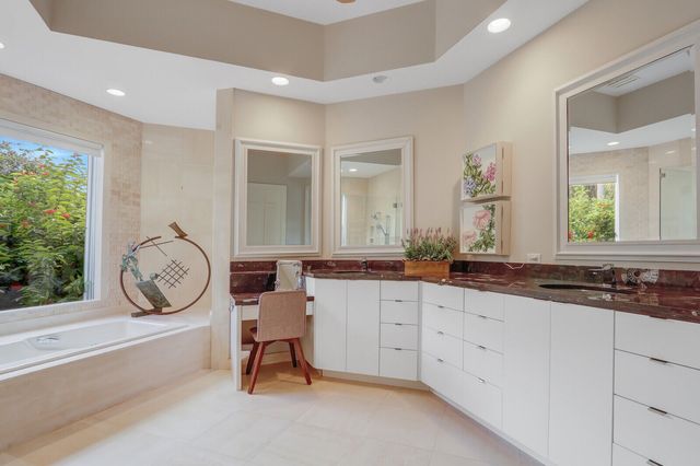 3146 N Miro Drive N, Palm Beach Gardens, FL 33410