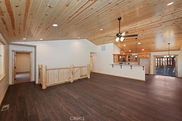 415 Vista, Sugarloaf, CA 92386