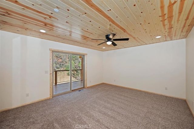 415 Vista, Sugarloaf, CA 92386