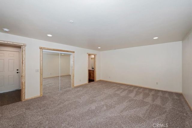 415 Vista, Sugarloaf, CA 92386