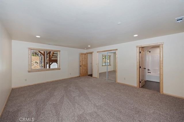 415 Vista, Sugarloaf, CA 92386