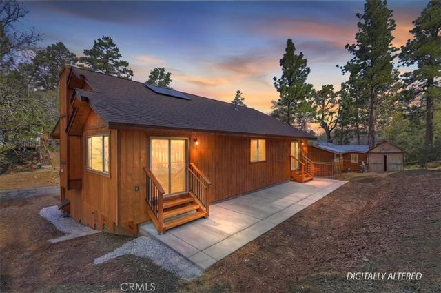 415 Vista, Sugarloaf, CA 92386
