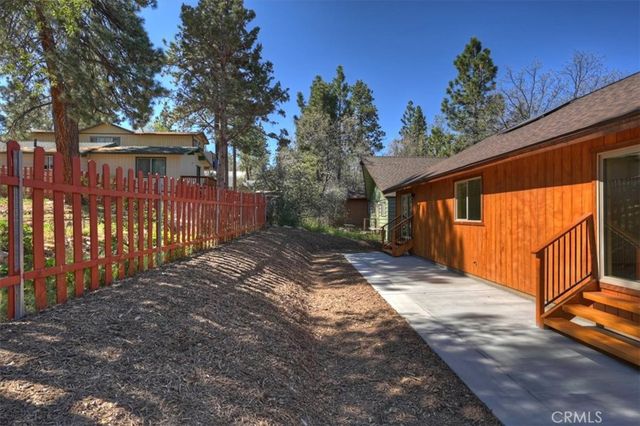 415 Vista, Sugarloaf, CA 92386
