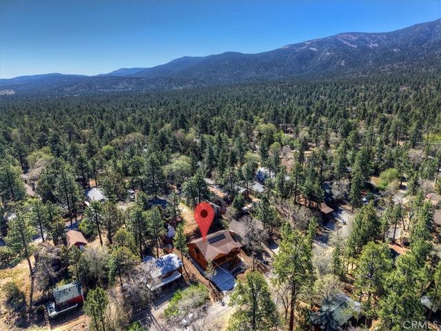 415 Vista, Sugarloaf, CA 92386