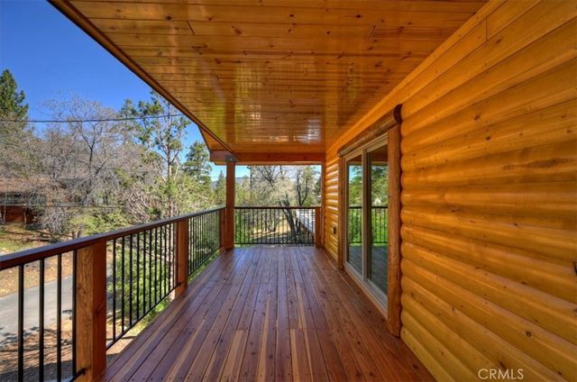 415 Vista, Sugarloaf, CA 92386