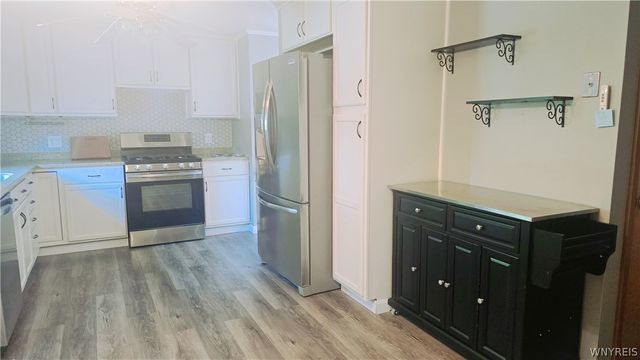 79 Rosemont Drive, Amherst, NY 14226