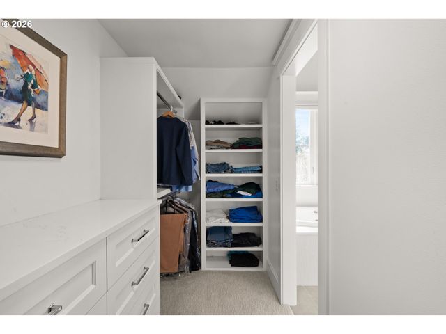 804 4TH St, Lake Oswego, OR 97034