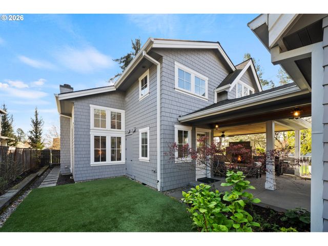 804 4TH St, Lake Oswego, OR 97034