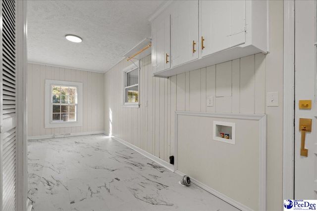 410 Woodland Dr, Marion, SC 29571