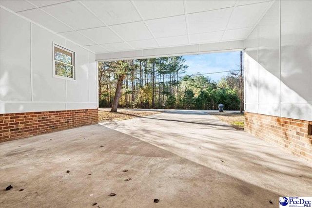 410 Woodland Dr, Marion, SC 29571