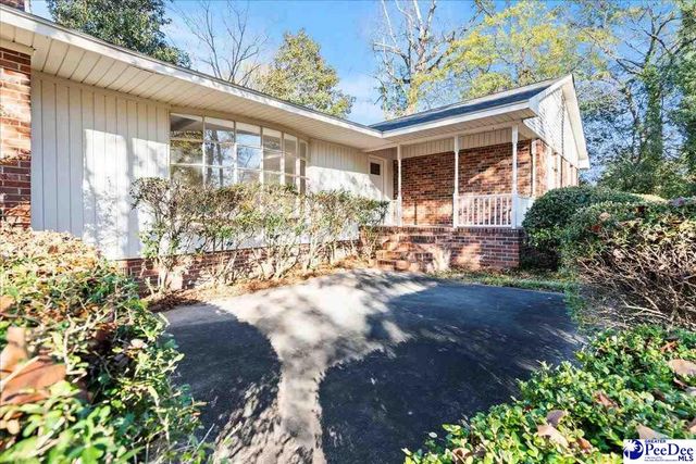 410 Woodland Dr, Marion, SC 29571