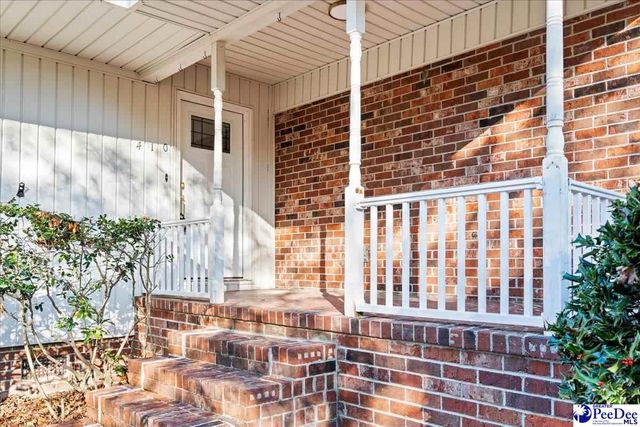 410 Woodland Dr, Marion, SC 29571