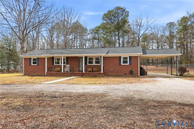 8926 Dabney Dr, Dinwiddie, VA 23885