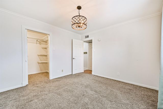 402 Post Office 201, Galveston, TX 77550