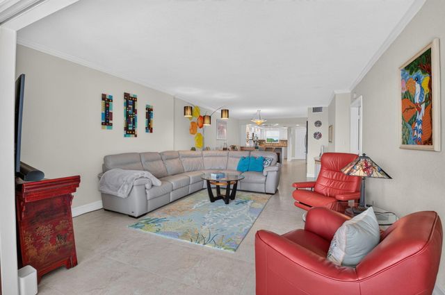 1040 BANYAN Road 4060, Boca Raton, FL 33432