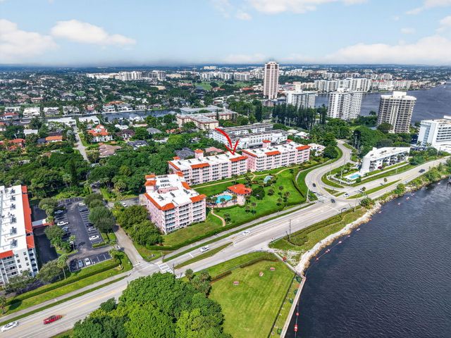 1040 BANYAN Road 4060, Boca Raton, FL 33432