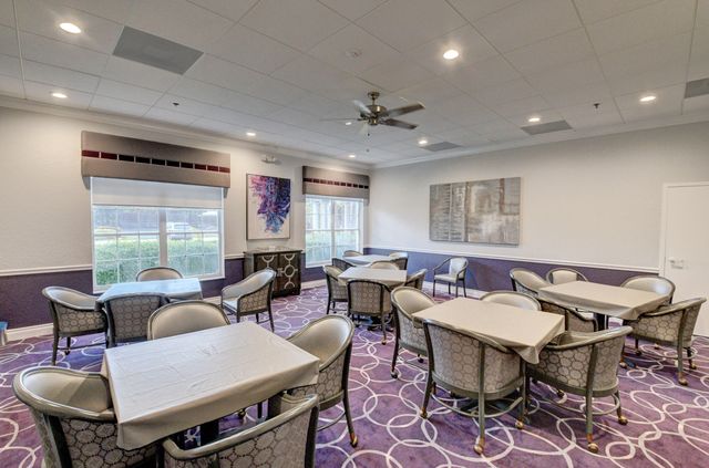 10773 Royal Caribbean Circle, Boynton Beach, FL 33437