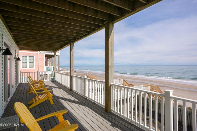 39 Porpoise Place, North Topsail Beach, NC 28460