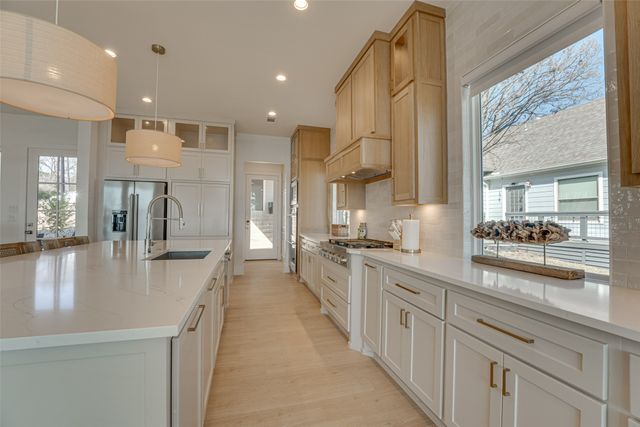 13610 Park Harbor Drive, Eustace, TX 75124